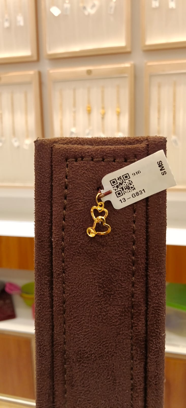 Single Hook Dollar